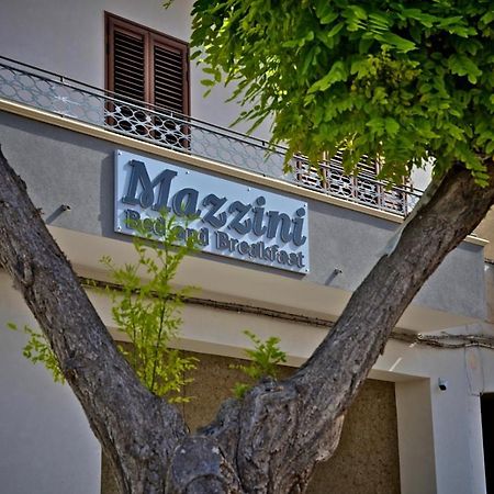 Bed & Breakfast "Mazzini" Leverano Exterior foto