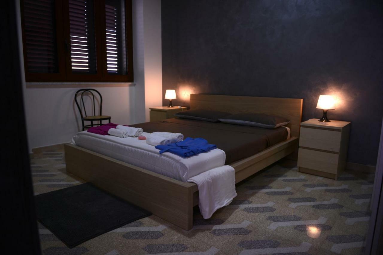 Bed & Breakfast "Mazzini" Leverano Exterior foto